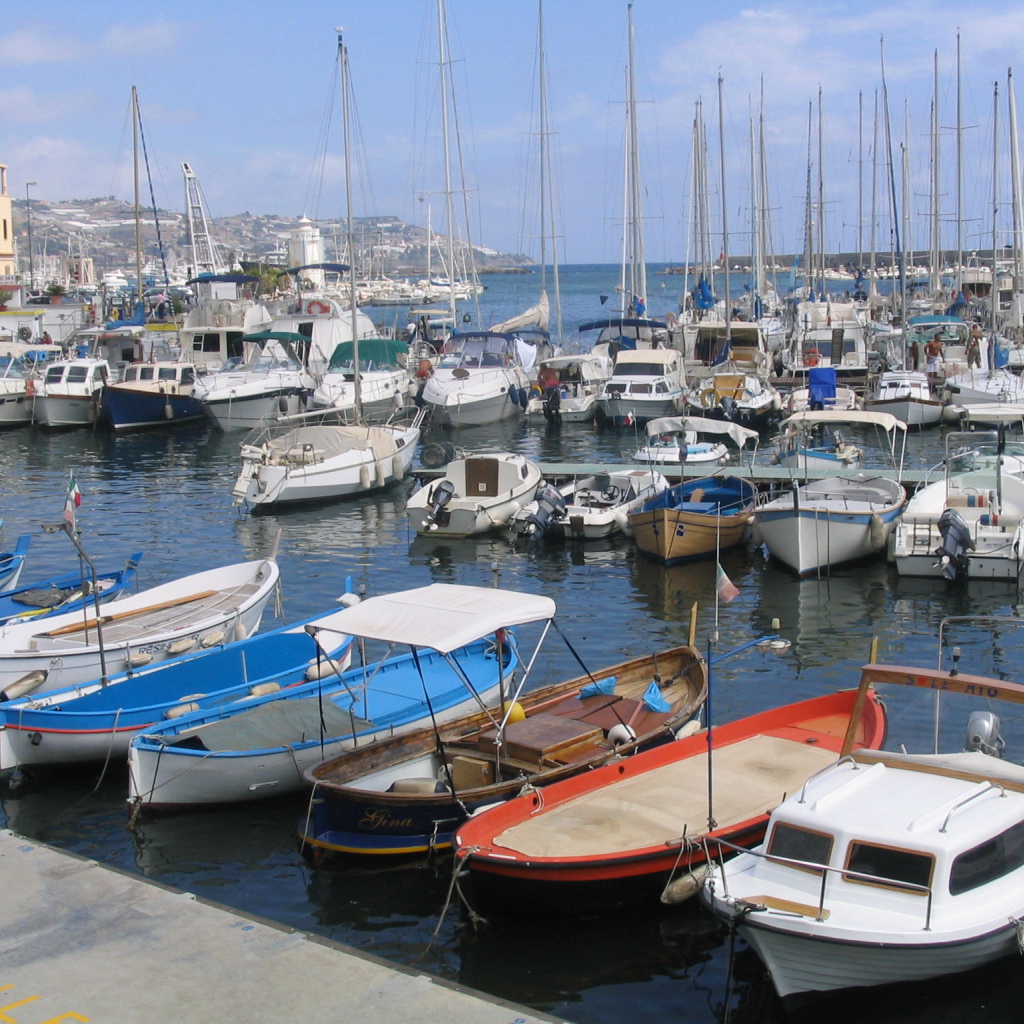 Порт в Сан Ремо, Италия