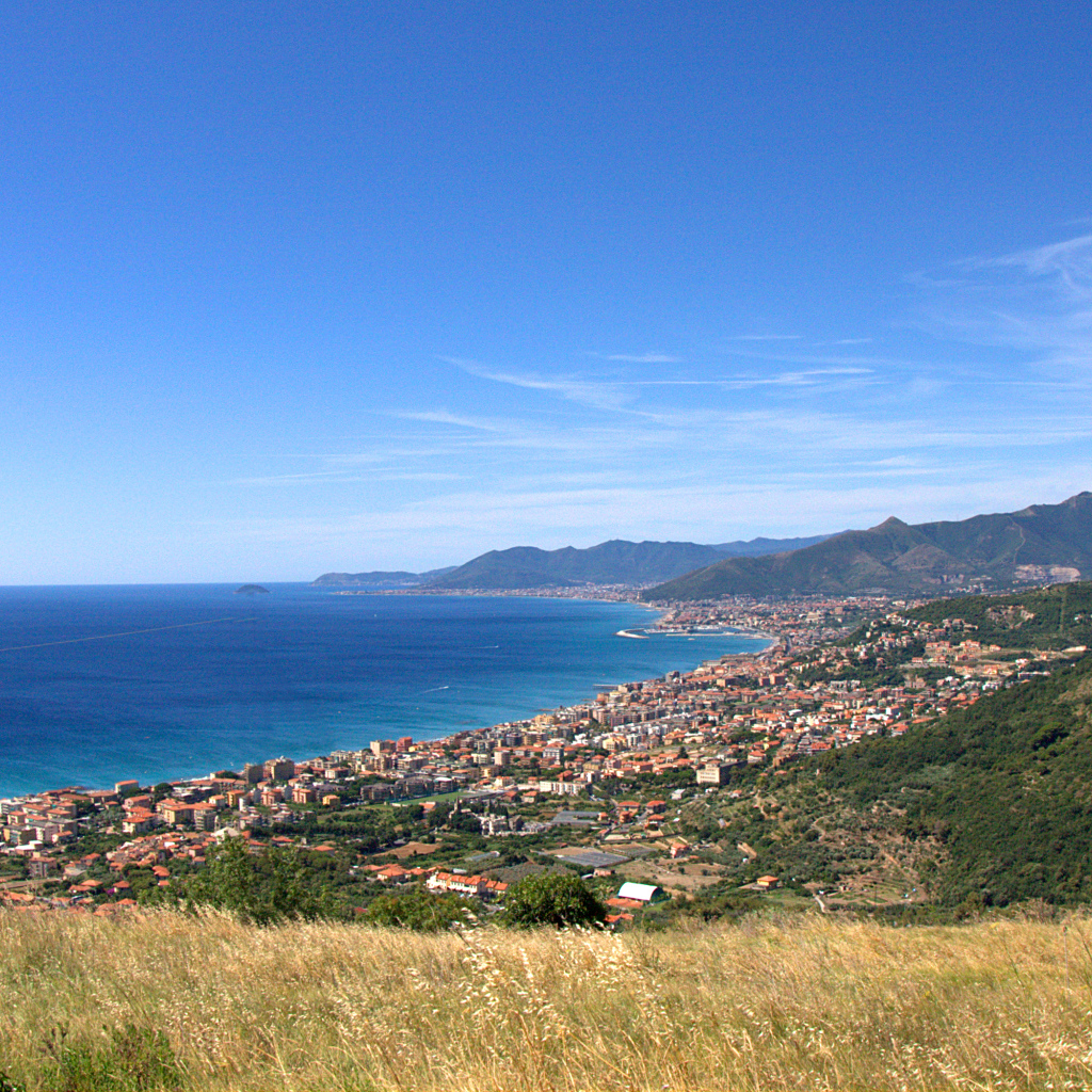 Курорт в Пьетра Лигуре, Италия