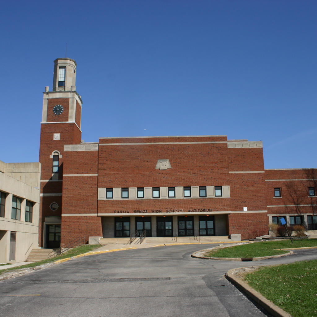 Школа в Парме, Италия