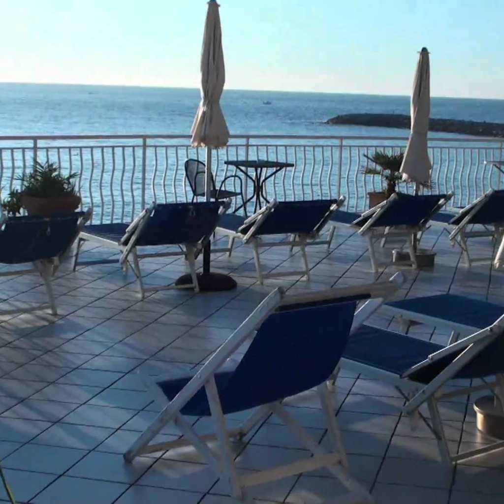 Весенний отдых на курорте Диано Марино, Италия