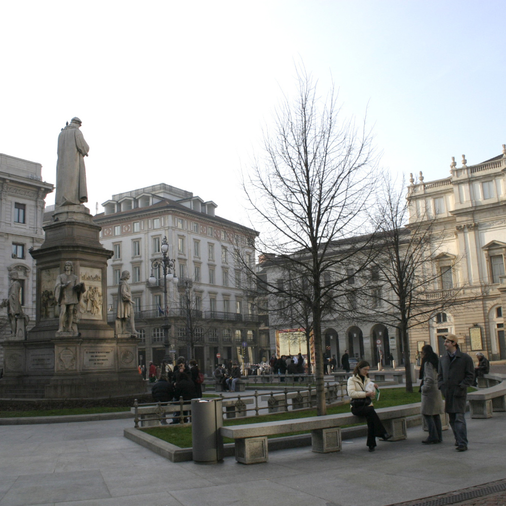 Сквер в Милане, Италия