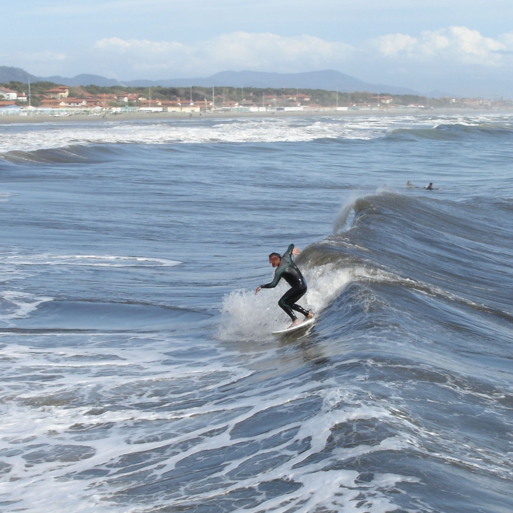 Серфинг на курорте Форте дей Марми, Италия