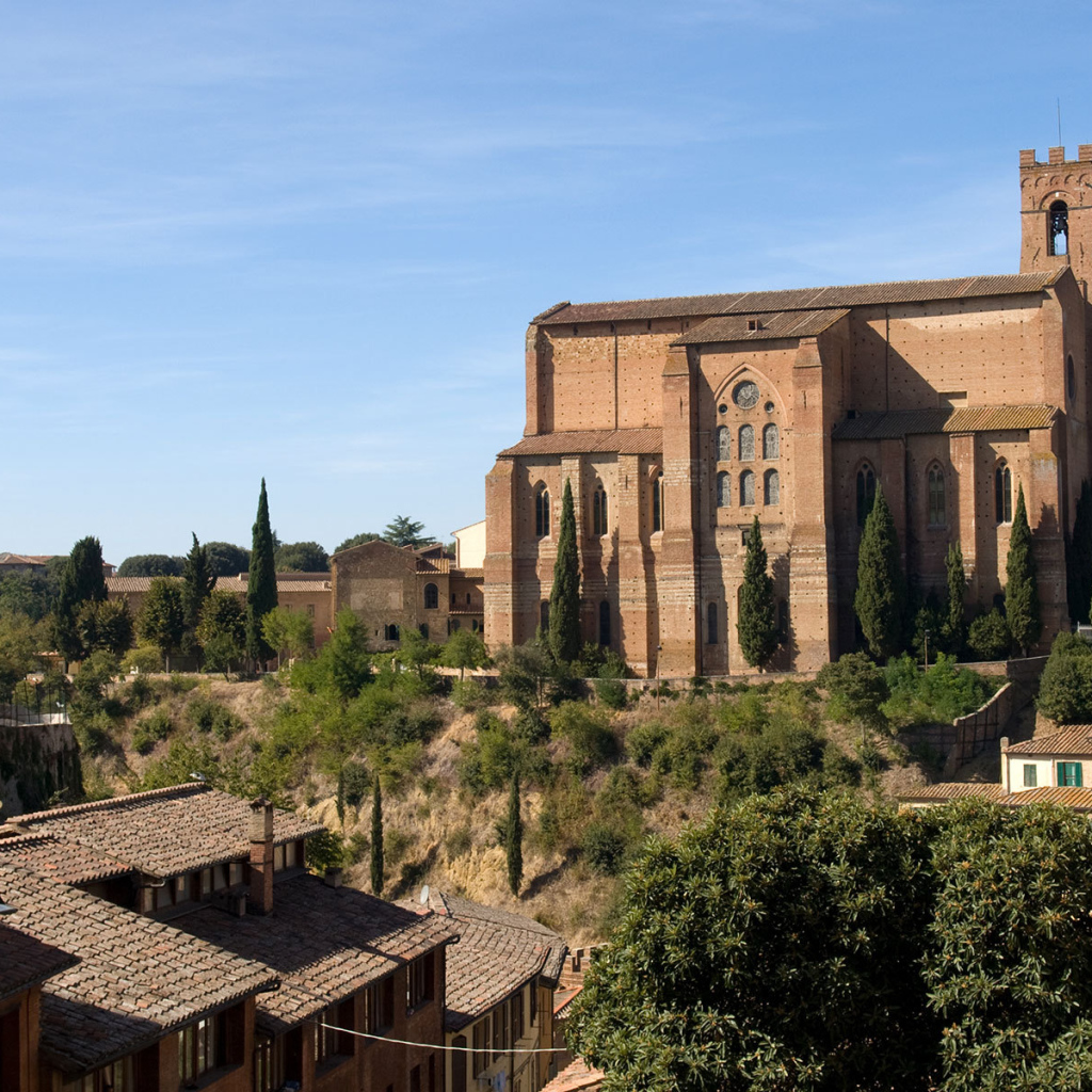Старинный замок в Сиене, Италия