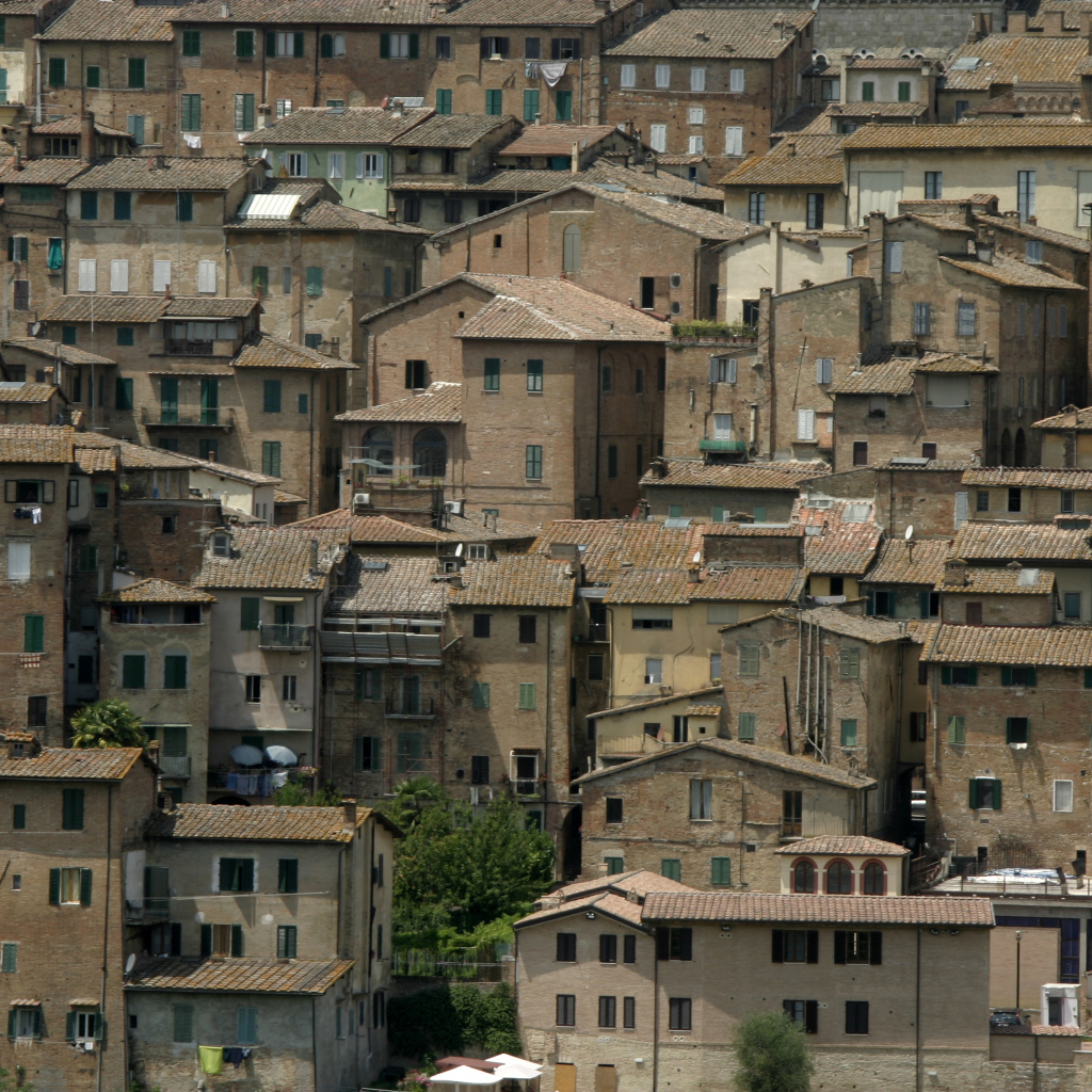 Городские дома в Сиене, Италия