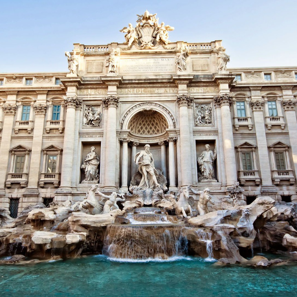 Фонтан Треви в Риме