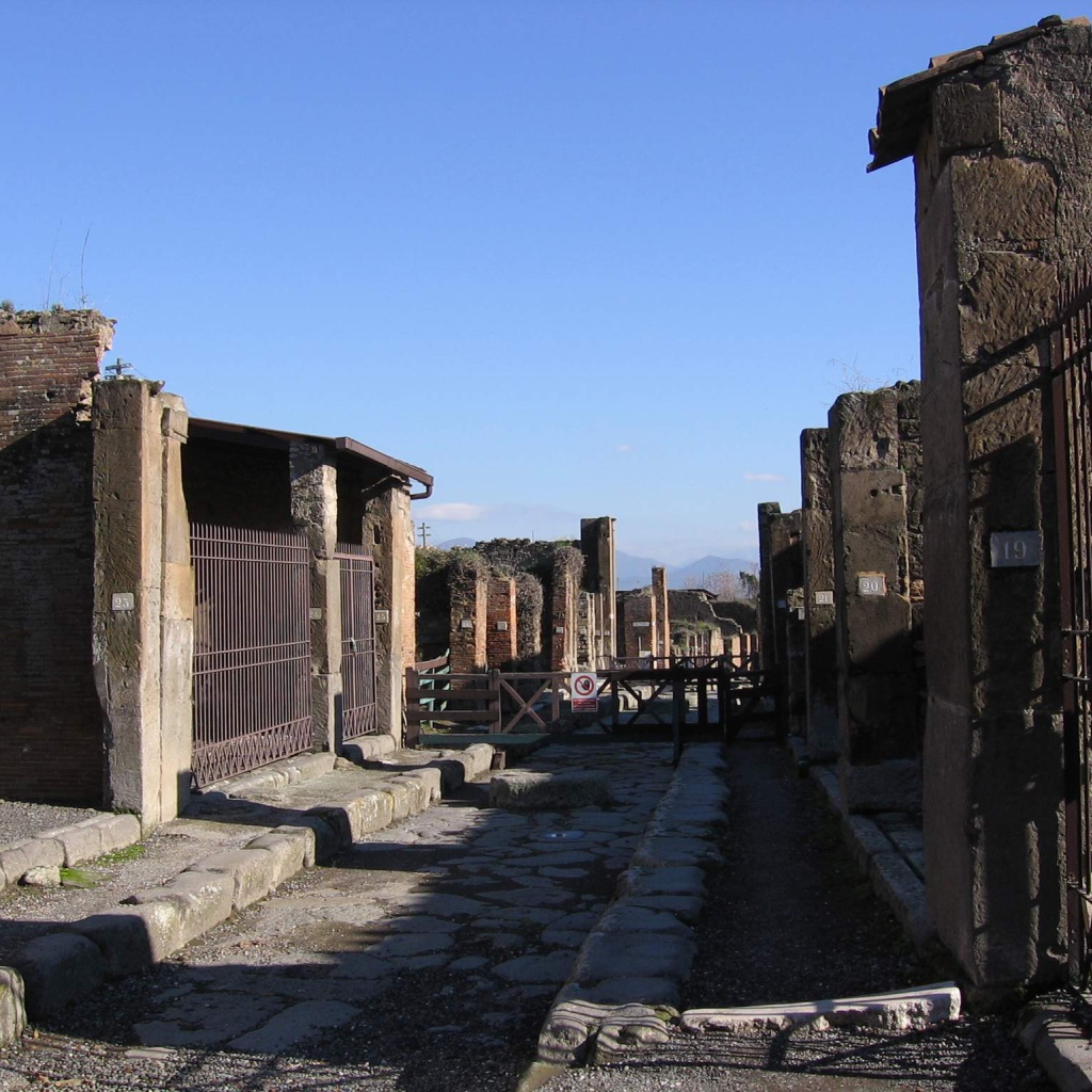 Дворы в Помпеях, Италия