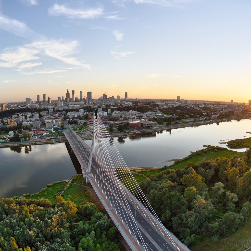 Летний закат над Варшавой, Польша