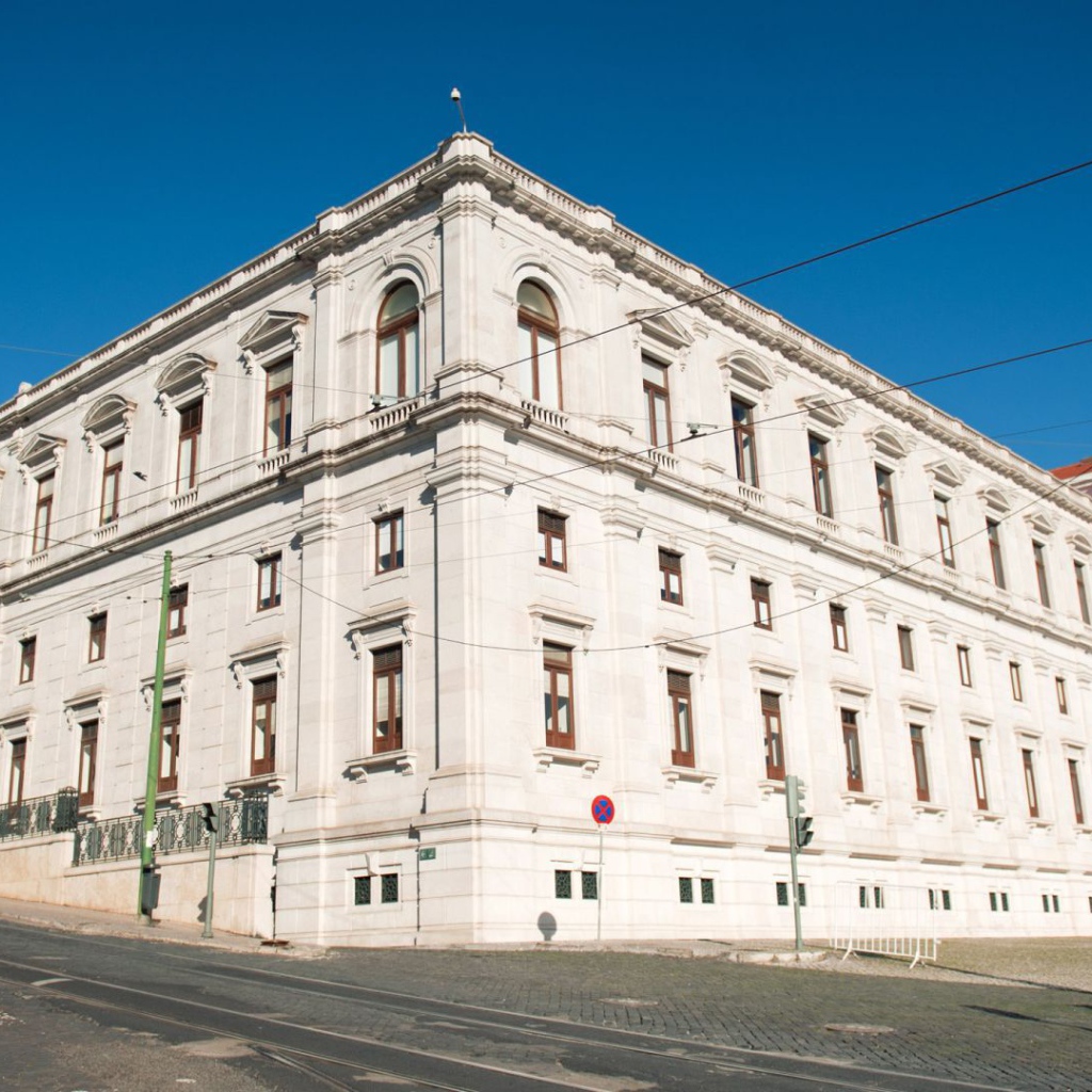 Здание парламента в Лиссабоне