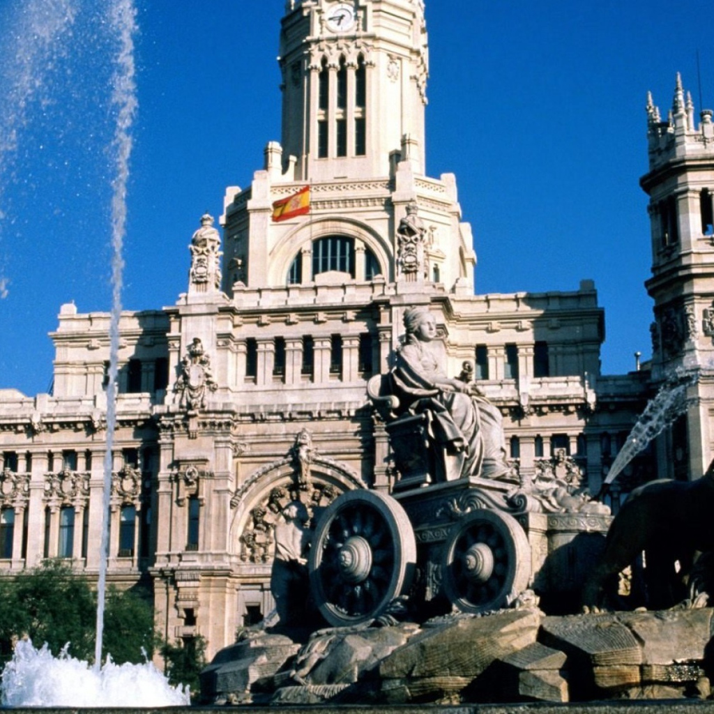 Фонтан в Мадриде