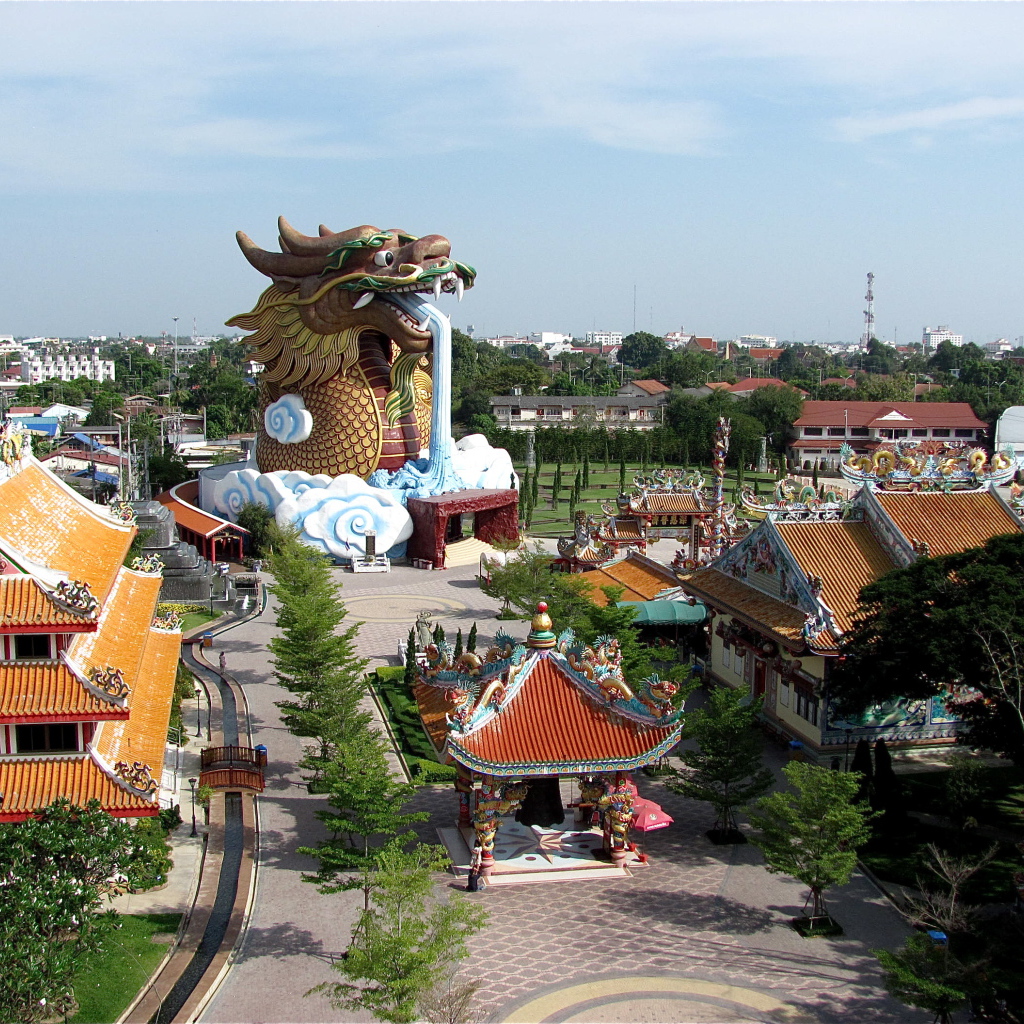 Парк развлечений на курорте Лопбури, Таиланд