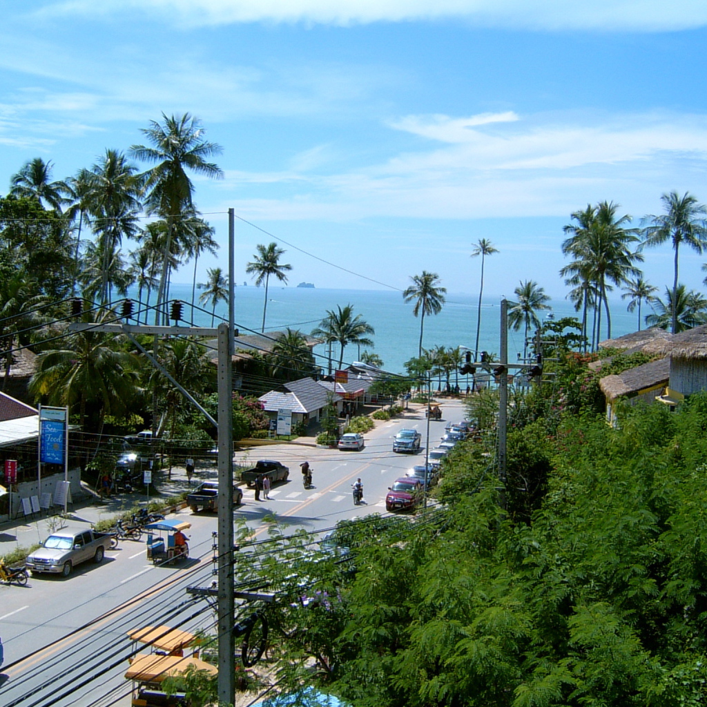 Городская улица на курорте Краби, Таиланд