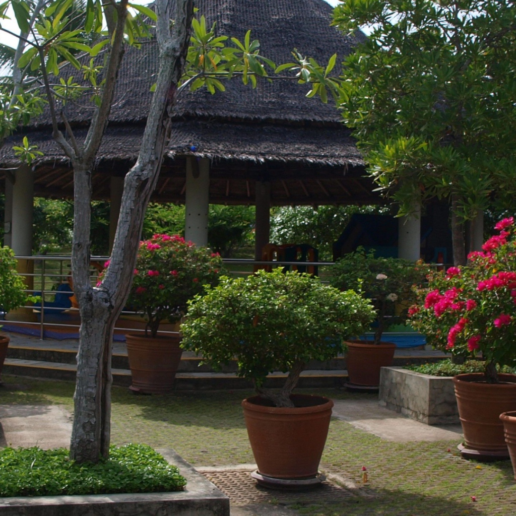 Беседка в саду на острове Самуи, Таиланд