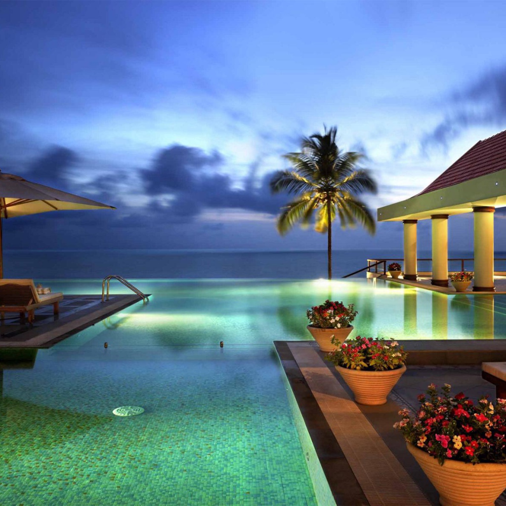 Отель на побережье в Пхукете, Таиланд