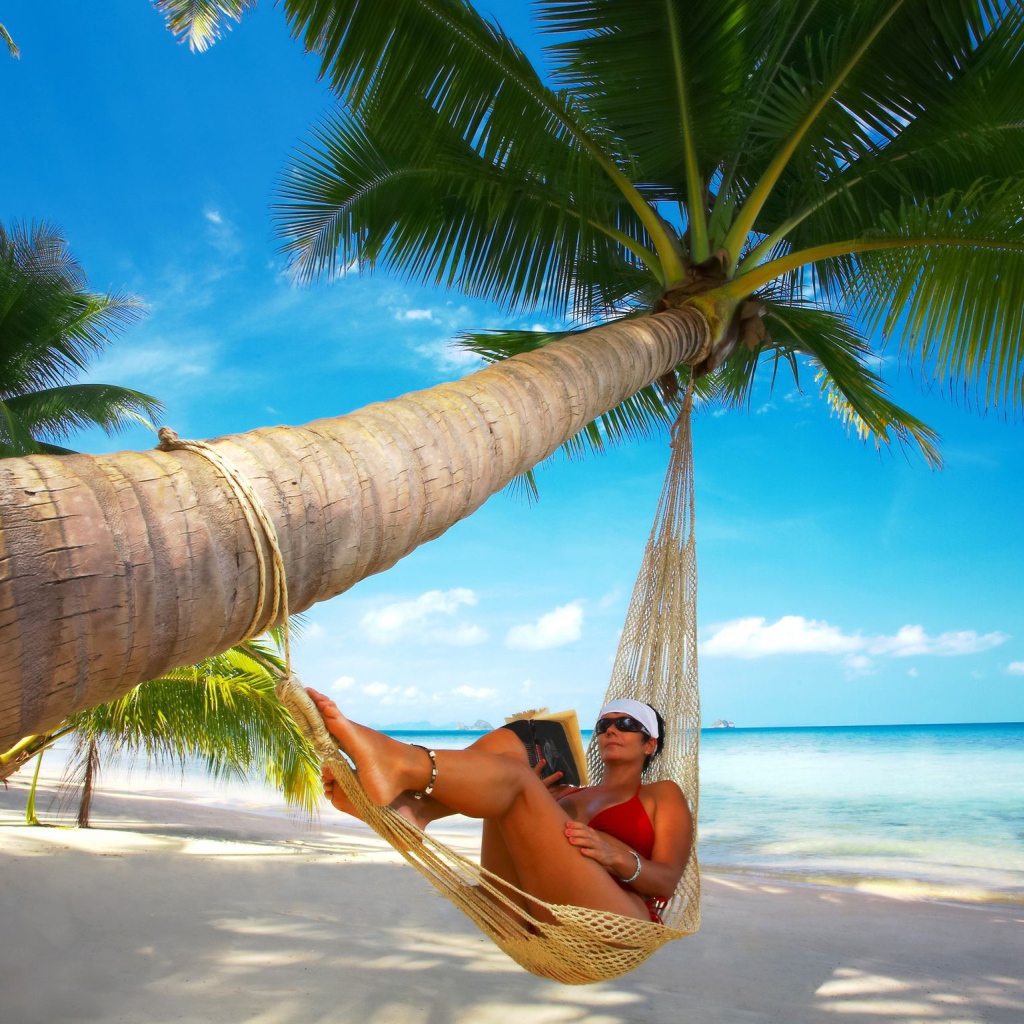 Relax in a hammock on the island of Koh Samui, Thailand