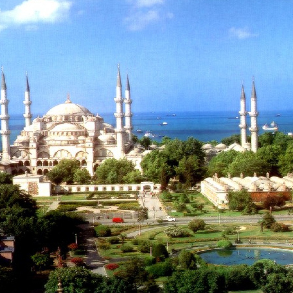 Старинный храм в Стамбуле