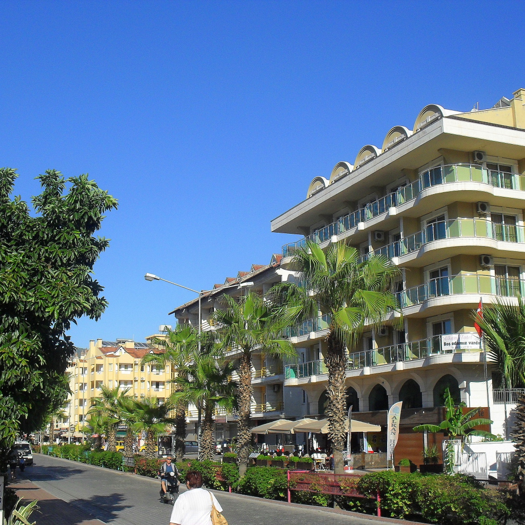 Улица в Мармарис, Турция