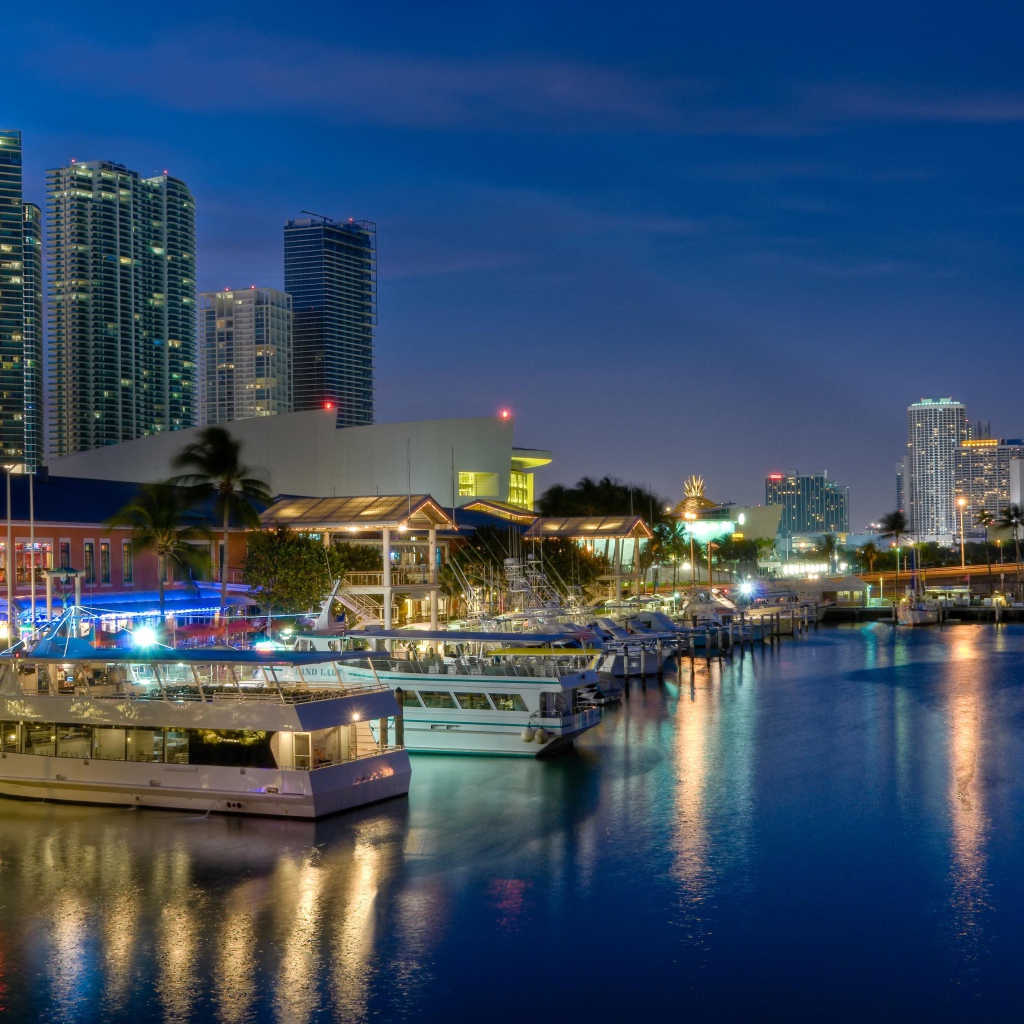 Лодки у причала в Майами