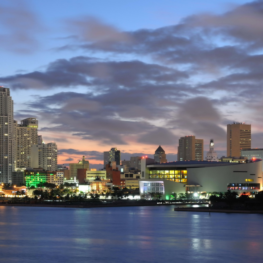 Облачный вечер в Майами