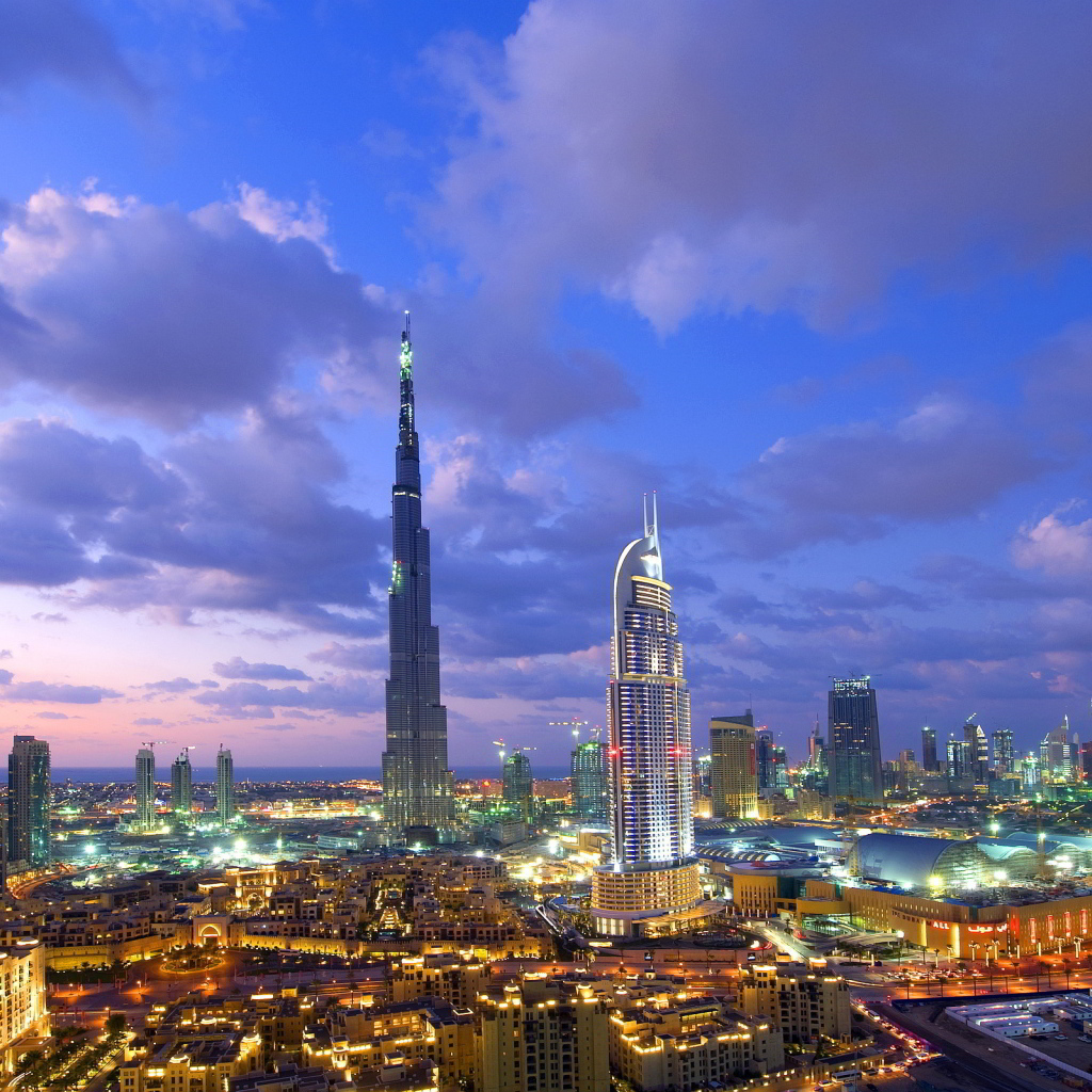 Панорама вечернего Дубаи