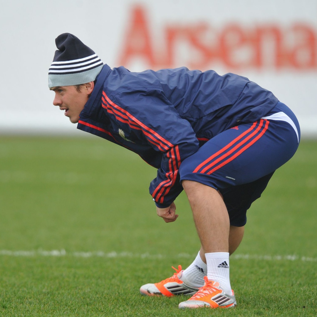 Андрей Ещенко защитник сборной России на разминке