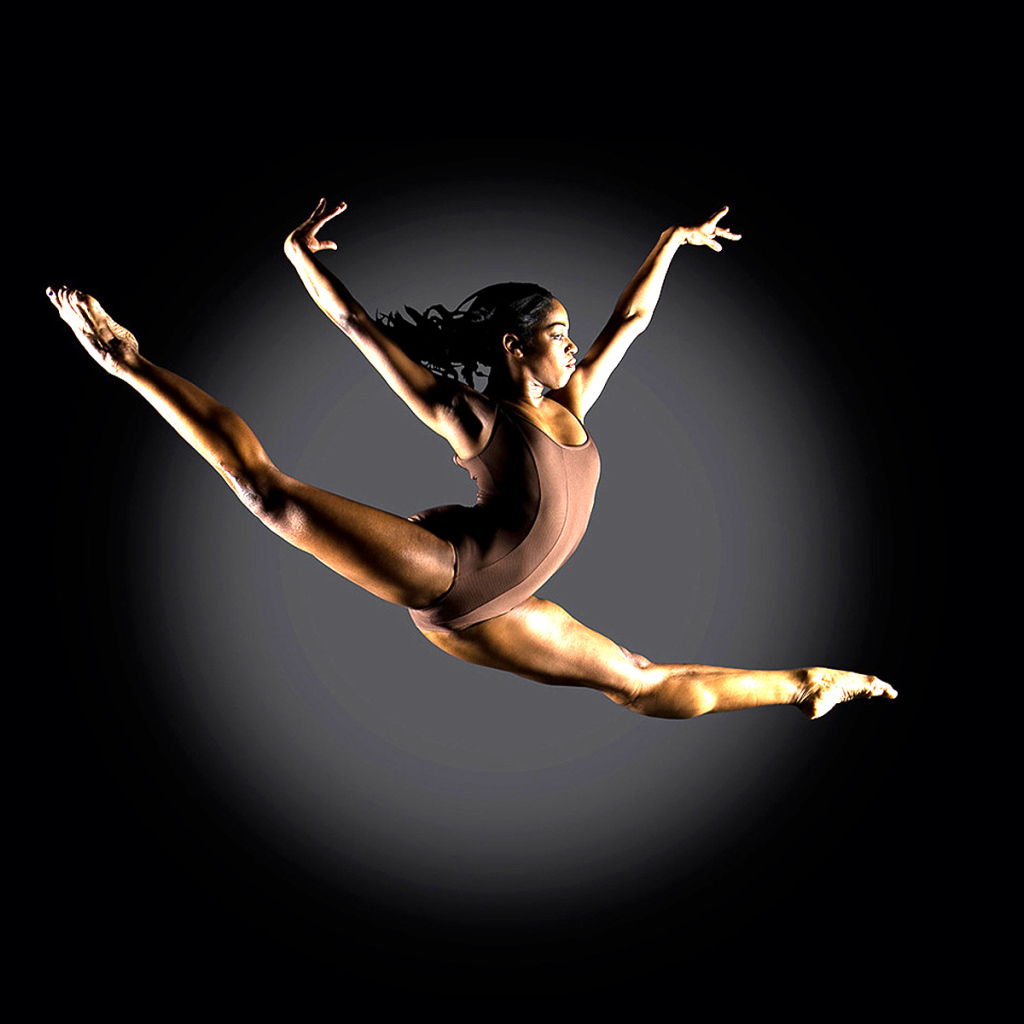 Балерина в полете