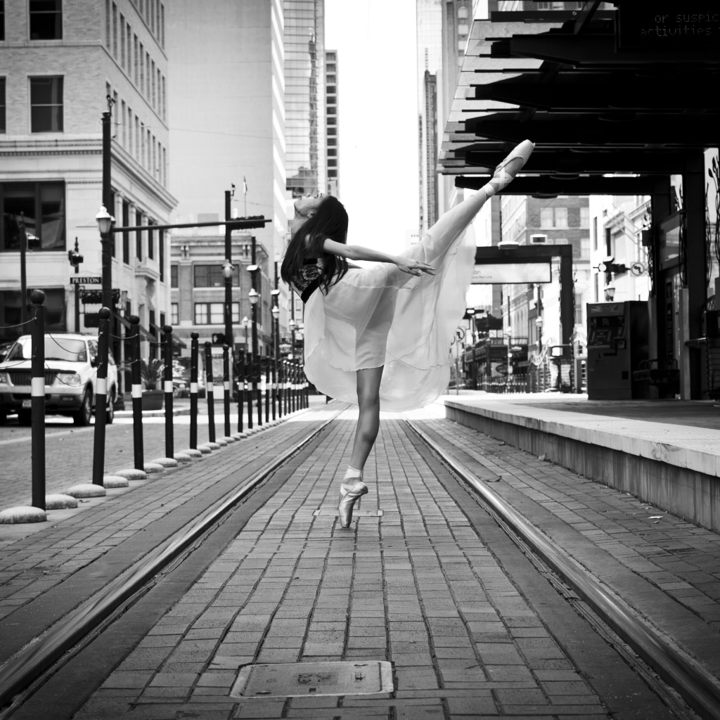 Балерина в городе