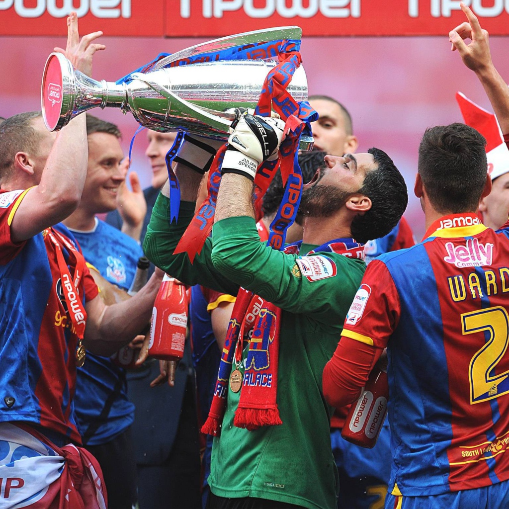 Возлюбленный Футбольный клуб Кристал Пэлас