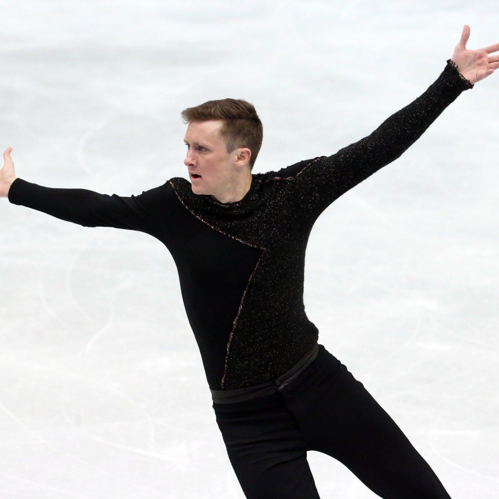 Обладатель бронзовой медали американский фигурист Джереми Эбботт на олимпиаде в Сочи