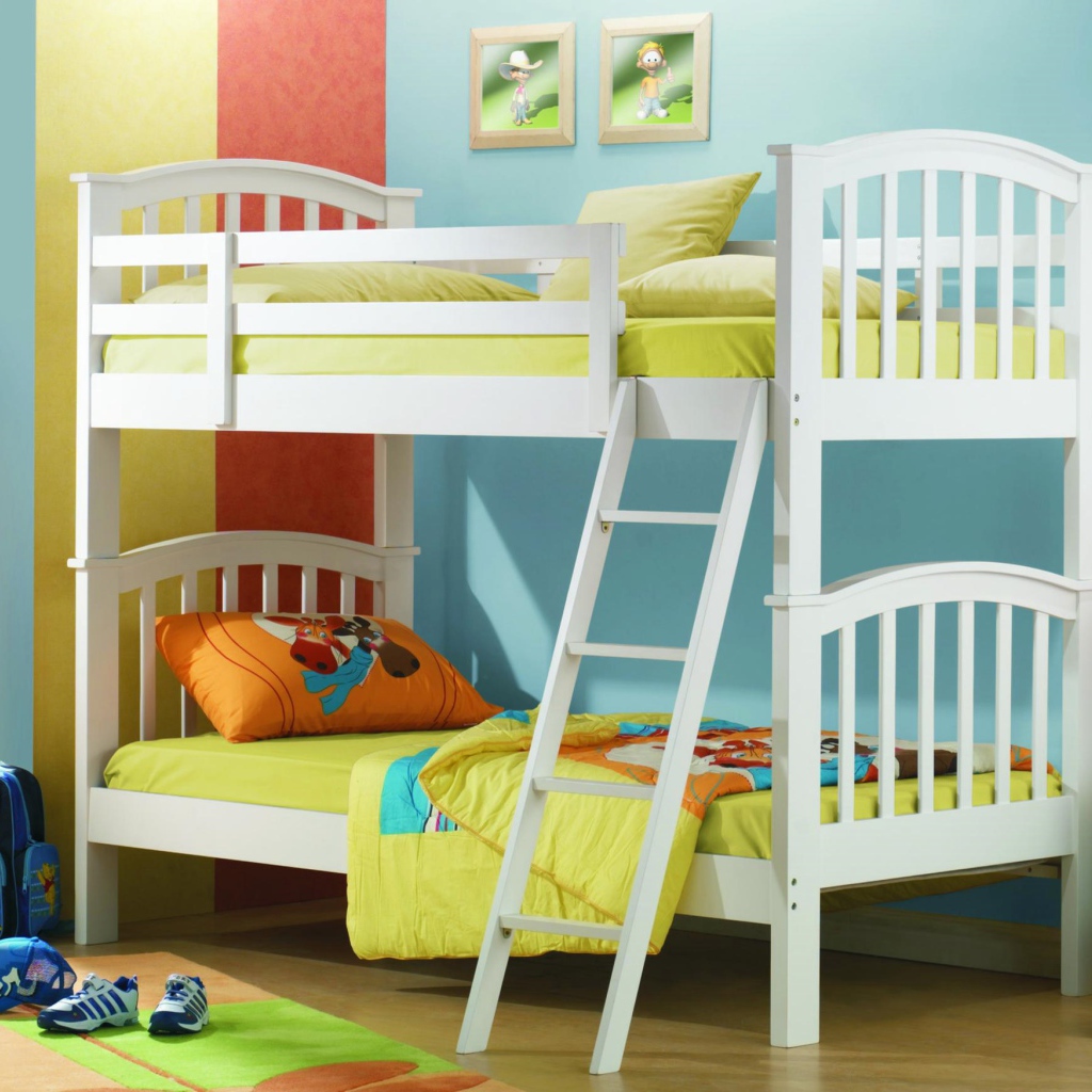 Детская комната для двух братьев