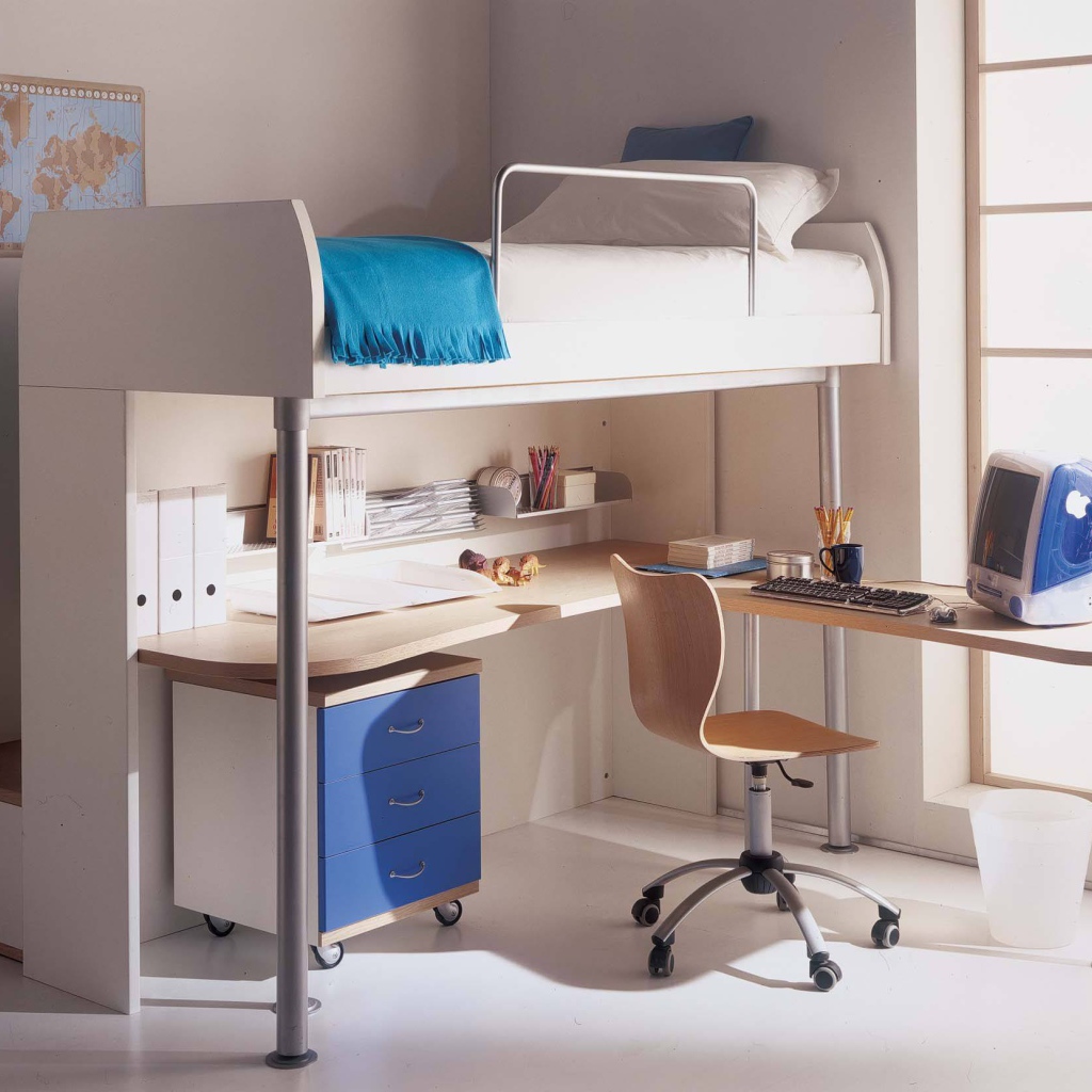 Компактная детская комната