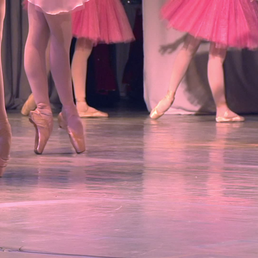 Ноги балерин