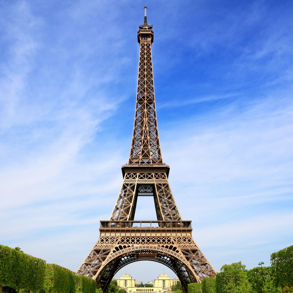 Eiffel Tower on a clear day