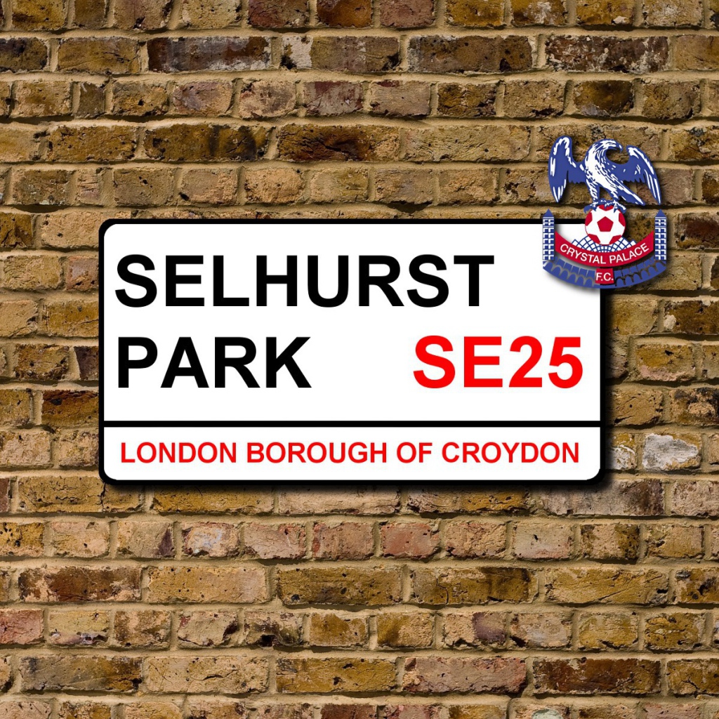 Известный Футбольный клуб Кристал Пэлас