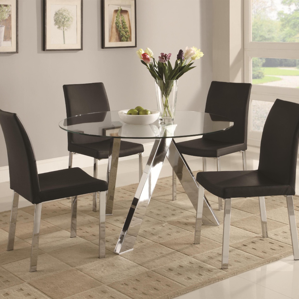 Серые стены в столовой