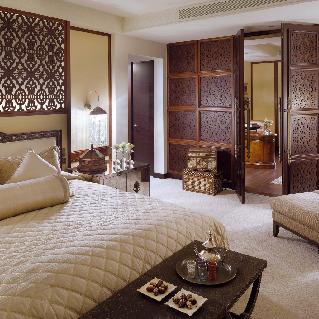 Имперский стиль в спальне