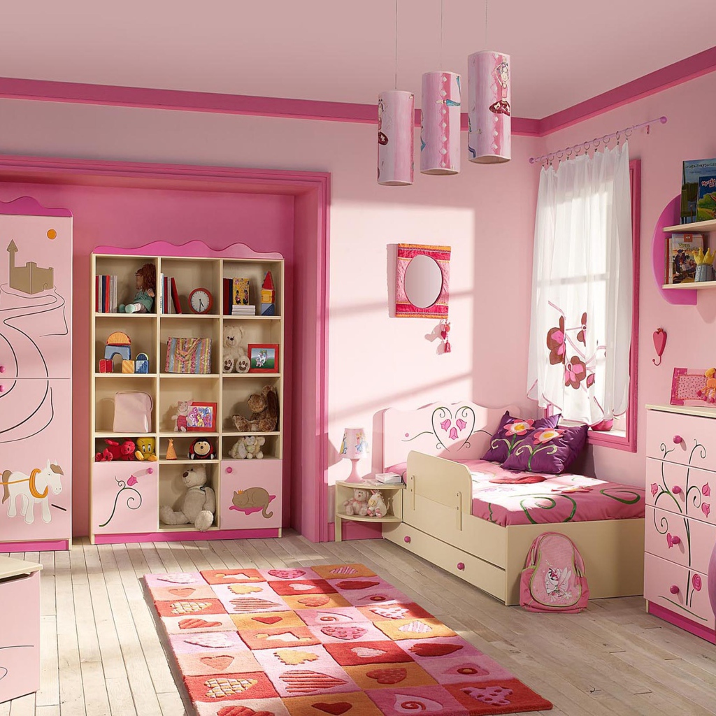Детская для девочки в розовом стиле
