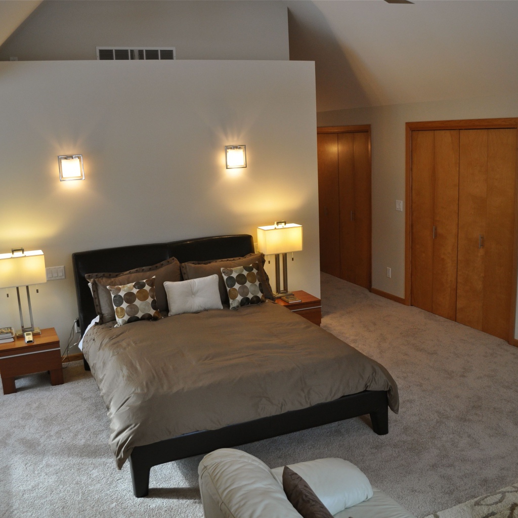 Светильники в спальне