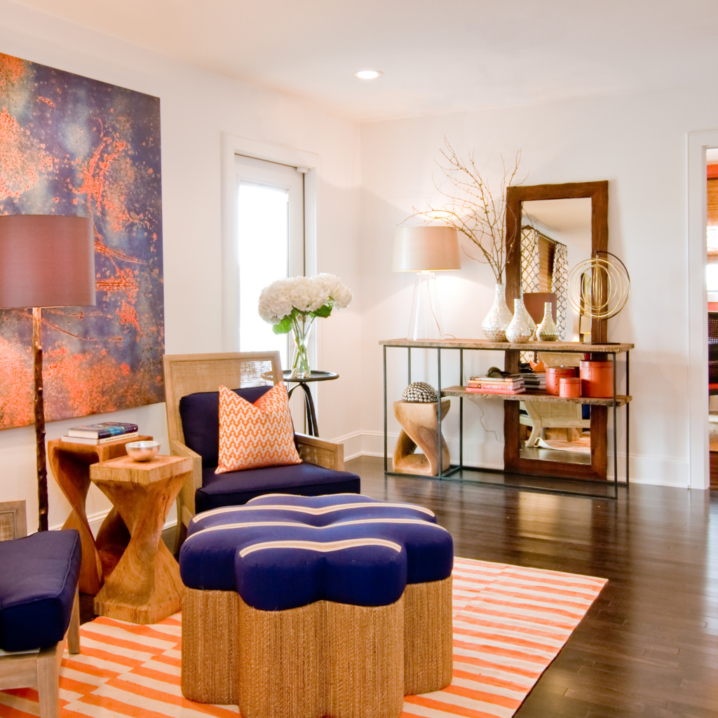 Пуфики в гостиной