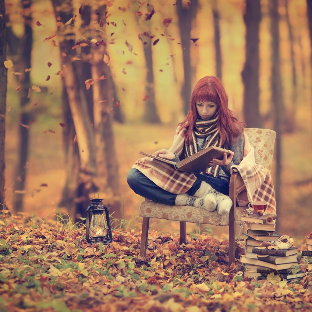 Фотография рыжая в лесу