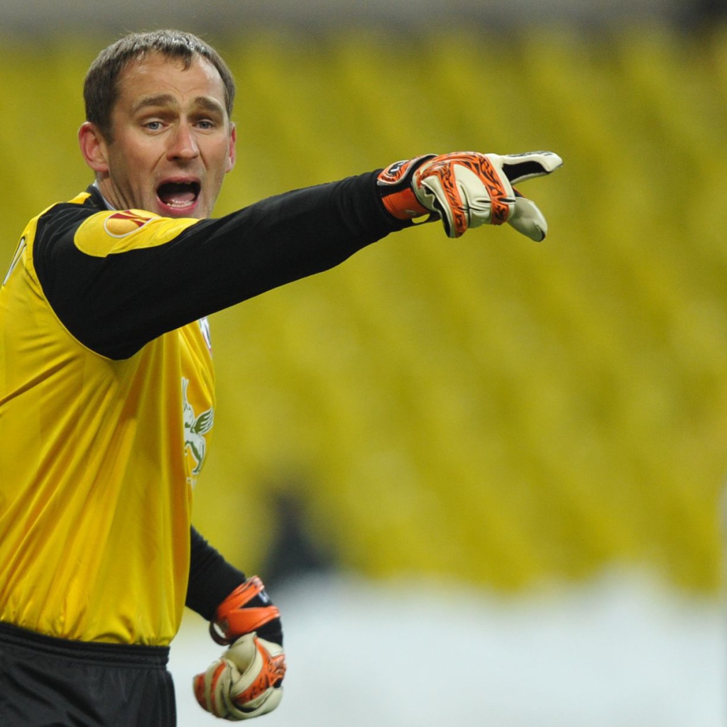 Сергей Рыжиков вратарь Рубина