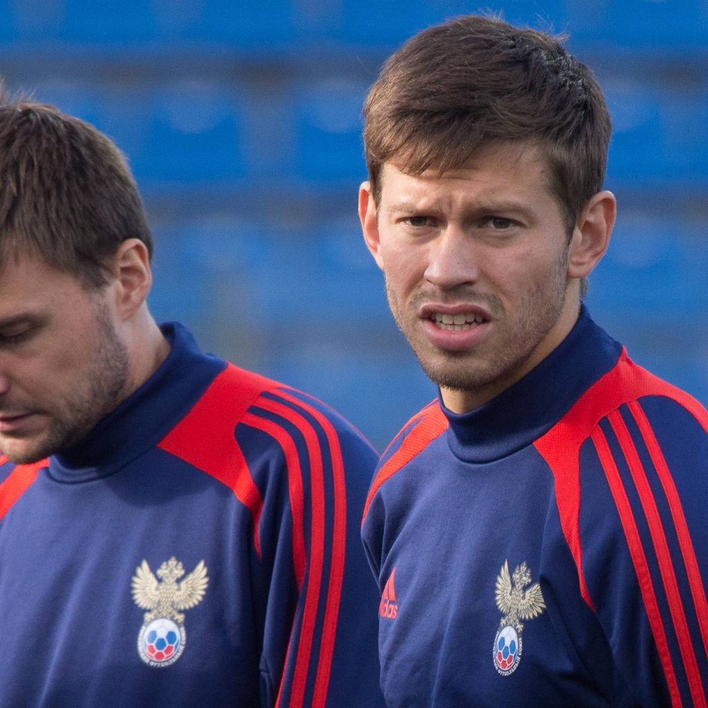 Нападающий сборной России Федор Смолов на тренировке