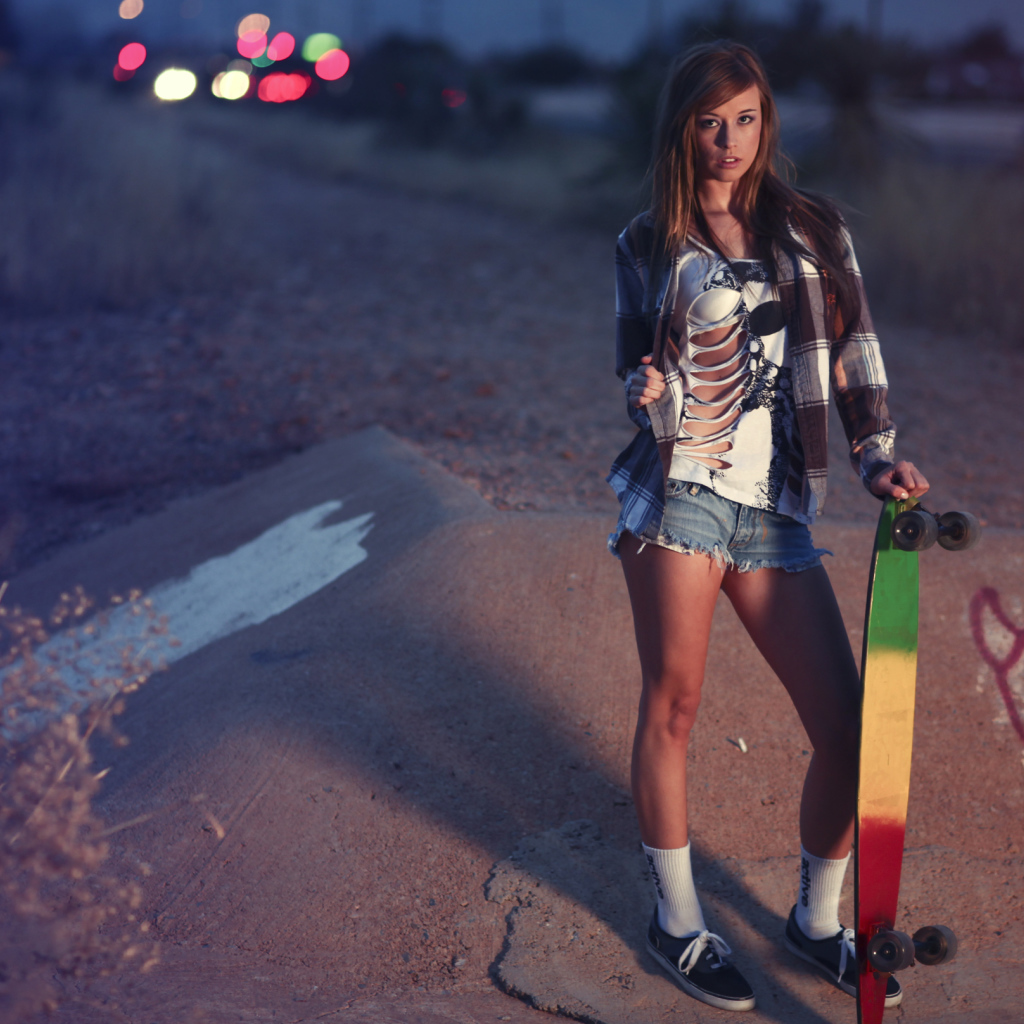 Скейтер девушка