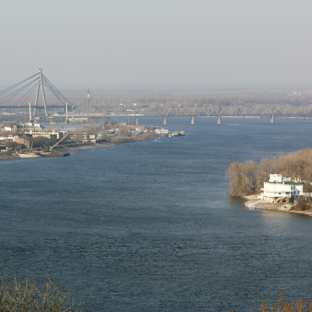 Вид на Днепр в Киеве