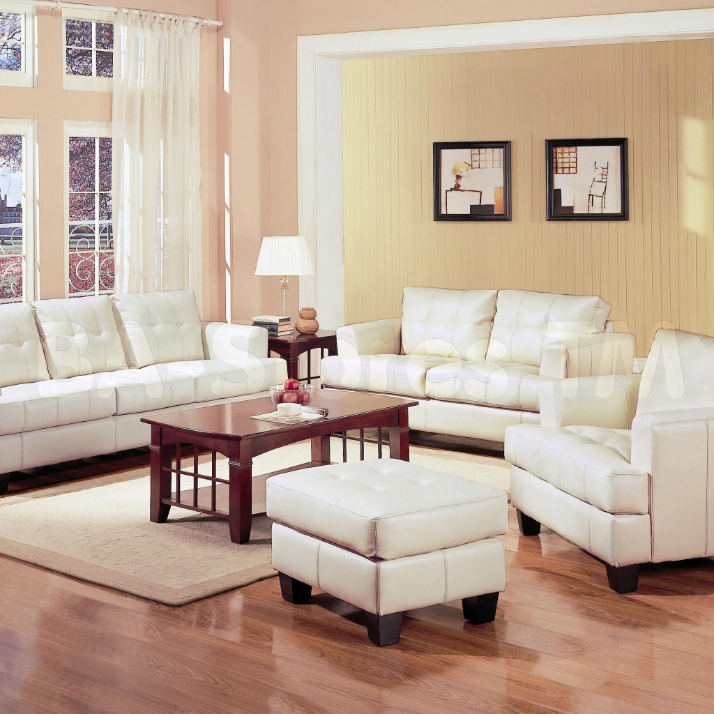 Белая мебель в гостиной