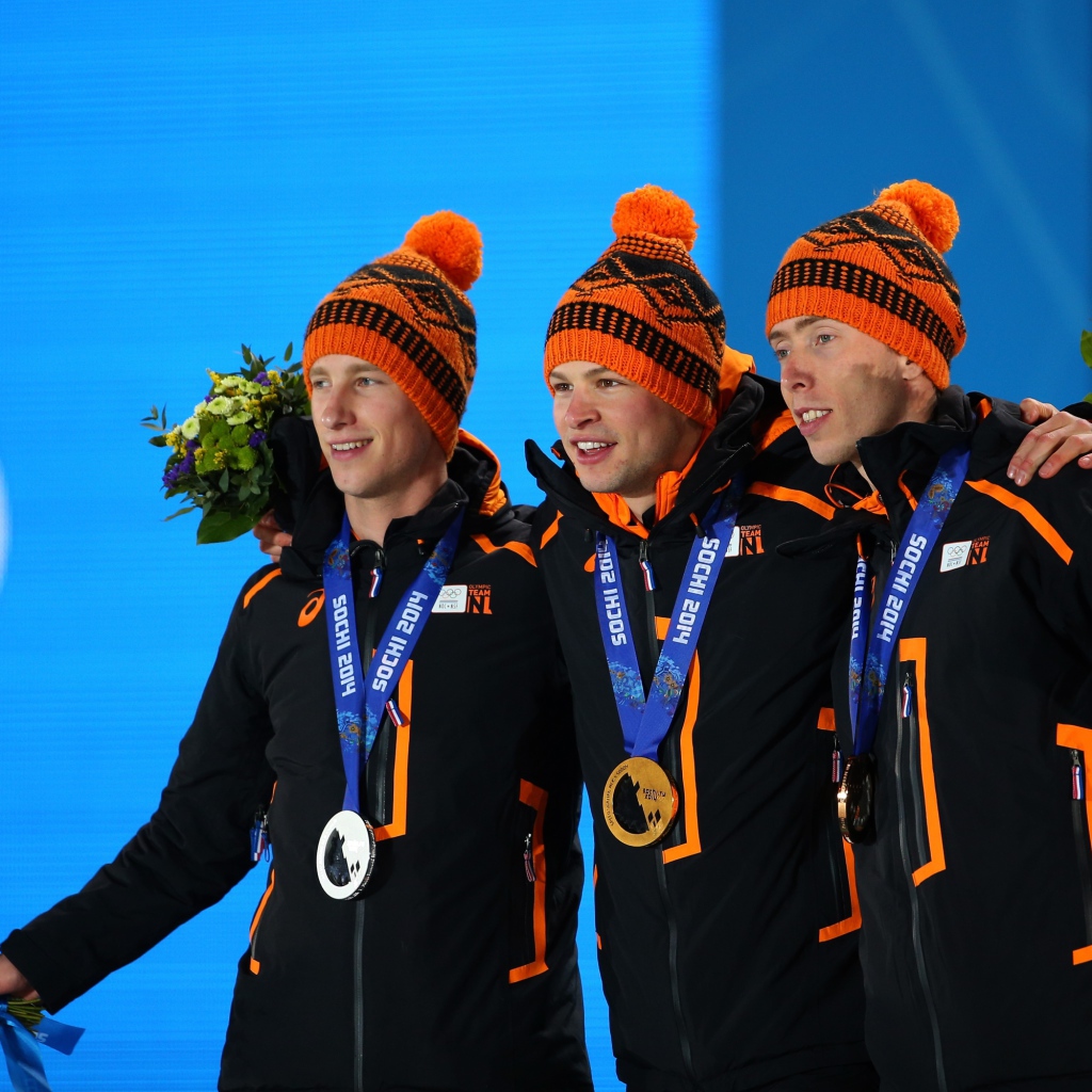 Победители соревнований по скоростному бегу на коньках на Олимпиаде в Сочи