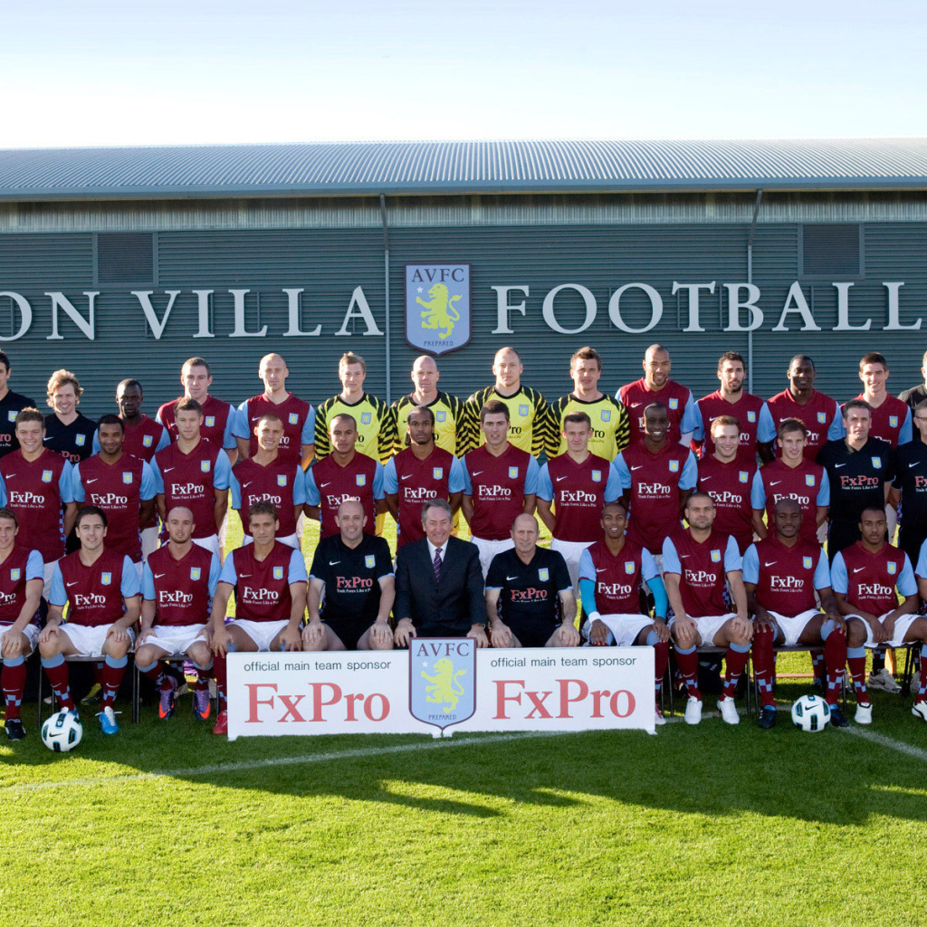 Известный ФК Англии Астон Вилла