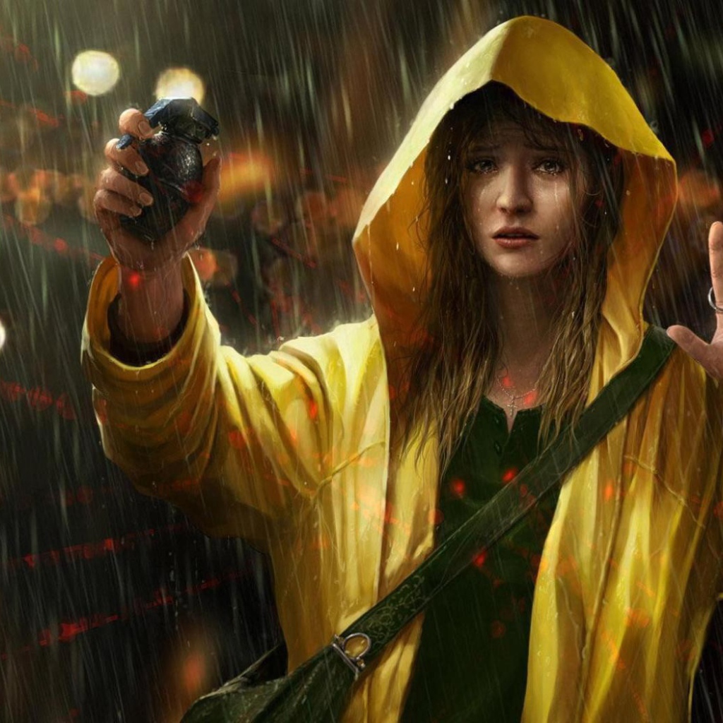 Девушка с гранатой