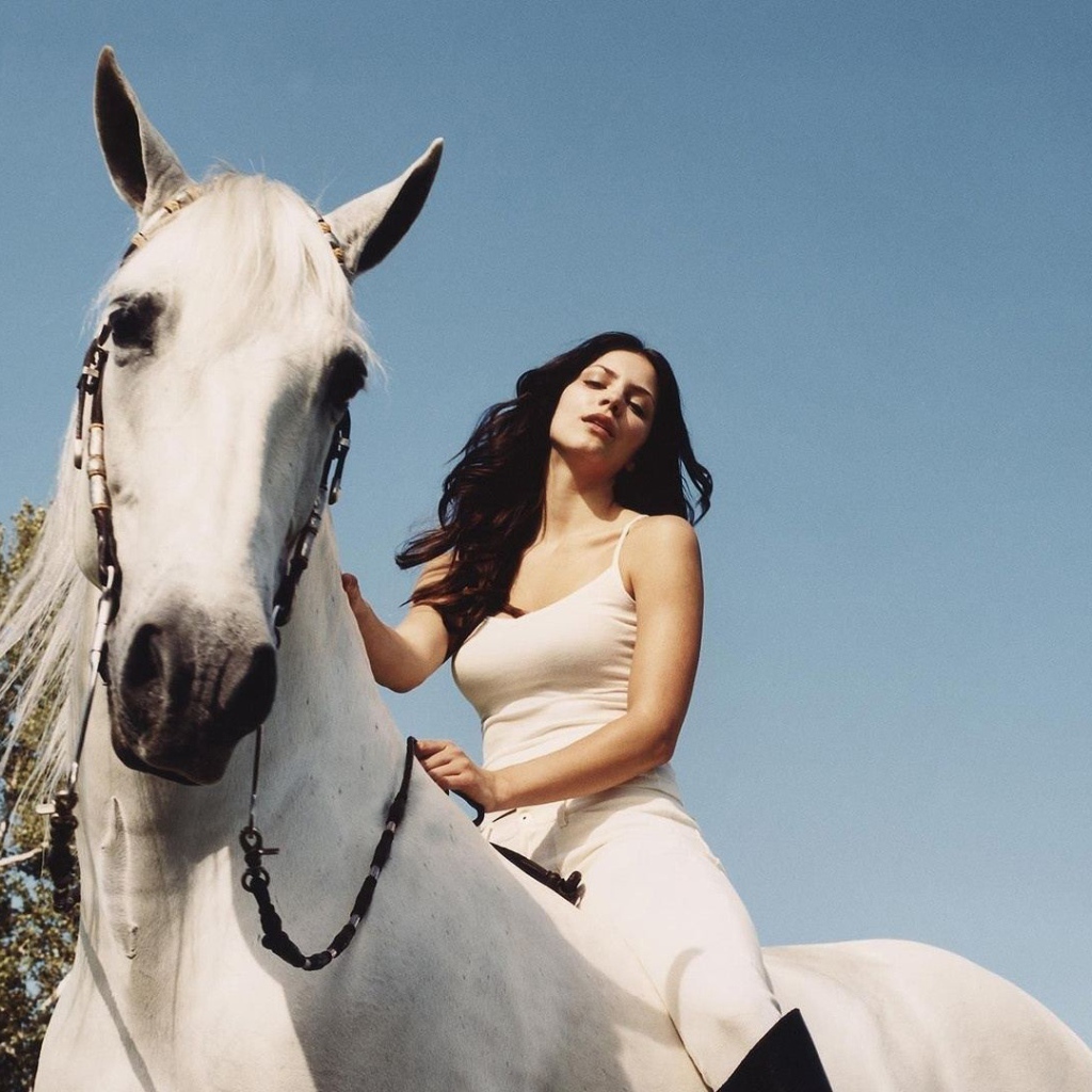 	   Katharina on the white horse