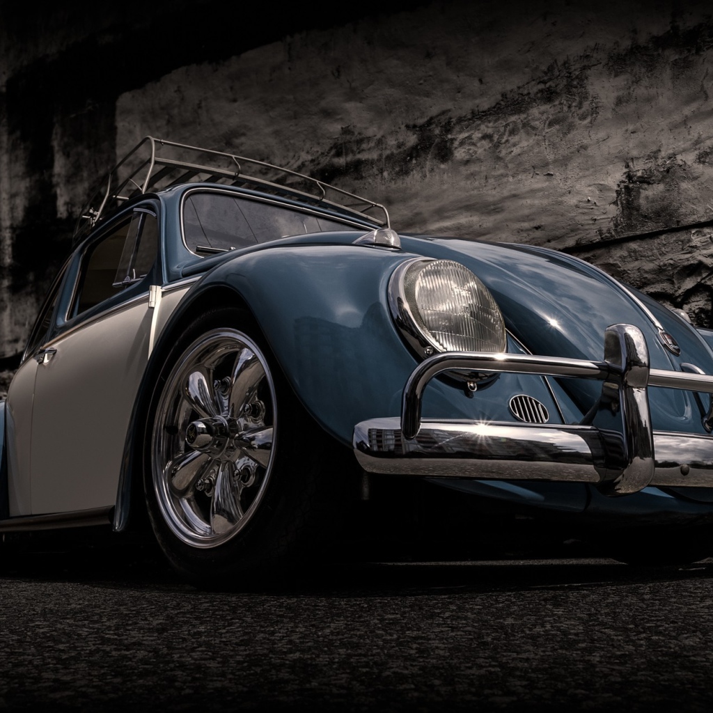 Маленький старый автомобиль