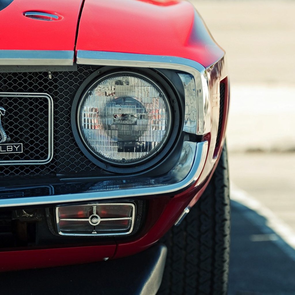 Мощный автомобиль Шелби